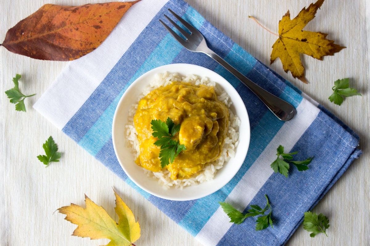 Curry Coconut Chicken - Aromatic curry coconut chicken nutritionally enriched with pumpkin puree.