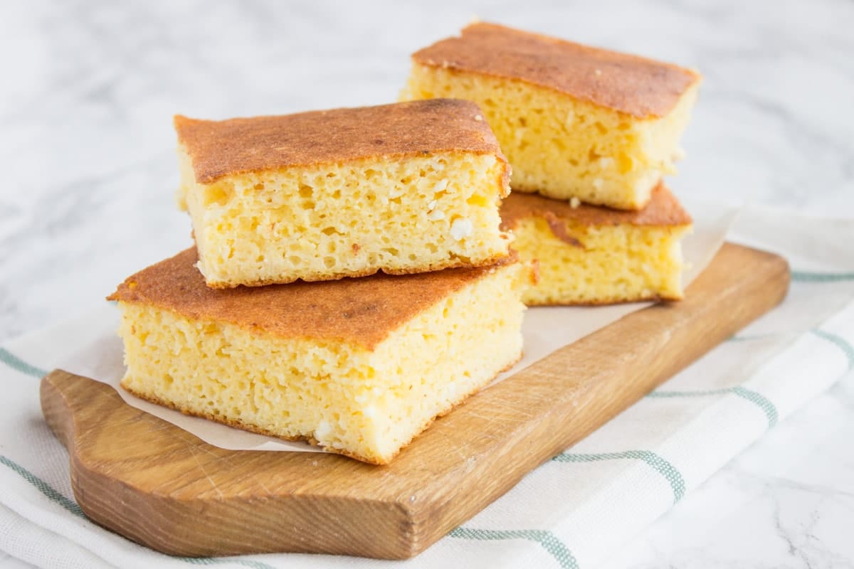 Full of proteins, and full of sweet corn flavor, this easy homemade cottage cheese cornbread is made with all healthy ingredients. Flavored with vanilla, enriched with easily digestible fibers, wholesome but moderate in calories. It may be plain but is just beautiful! CLICK to read more or PIN for later!