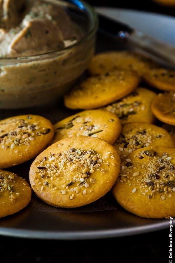 Dukkah-sprinkled-Chickpea-Crackers-6