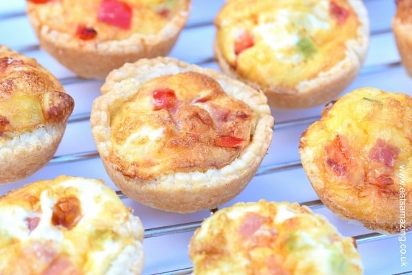 Easy-recipe-for-kids-super-simple-mini-quiches-great-for-picnics-lunch-boxes-and-party-food-with-free-printable-recipe-sheet-from-Eats-Amazing-UK