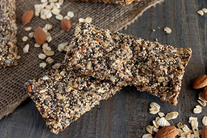 Quinoa-Chia-Seed-Protein-Bars-cq