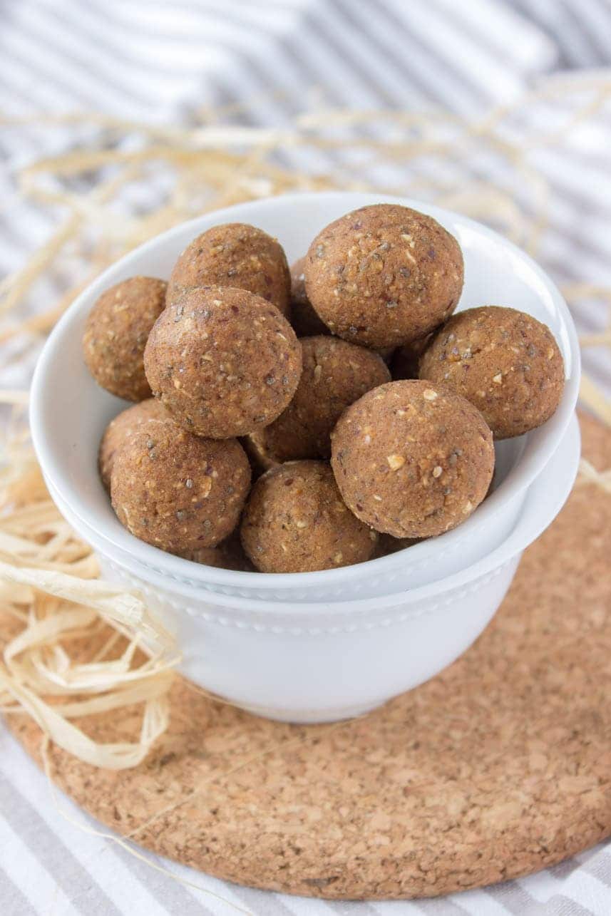 Pumpkin Pie Energy Balls are the perfect grab-and-go snack. These HEALTHY no-bake bites are nutritious, refined sugar-free, vegan, gluten-free.