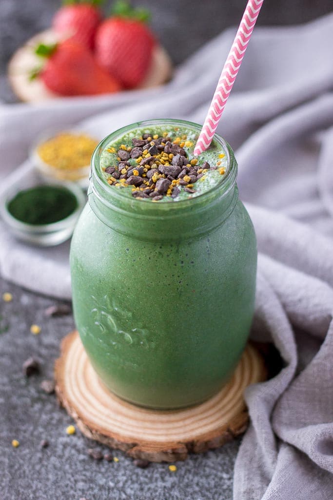 Strawberry Banana Smoothie with spirulina and spinach