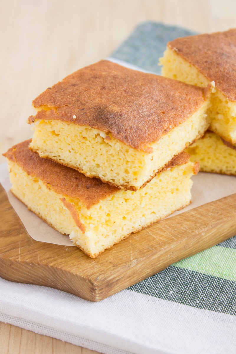 Full of proteins, and full of sweet corn flavor, this easy homemade cottage cheese cornbread is made with all healthy ingredients. Flavored with vanilla, enriched with easily digestible fibers, wholesome but moderate in calories. It may be plain but is just beautiful! CLICK to read more or PIN for later!