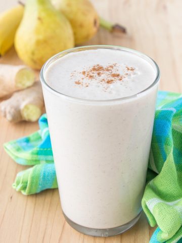 Fragrant and perfectly creamy, Pear Ginger Smoothie made without added sugars. This smoothie is highly nutritious, rich in fibers and proteins, enriched with healing spices. Serve this perfect fall smoothie for breakfast or have as a snack between meals. CLICK to grab recipe or PIN for later!