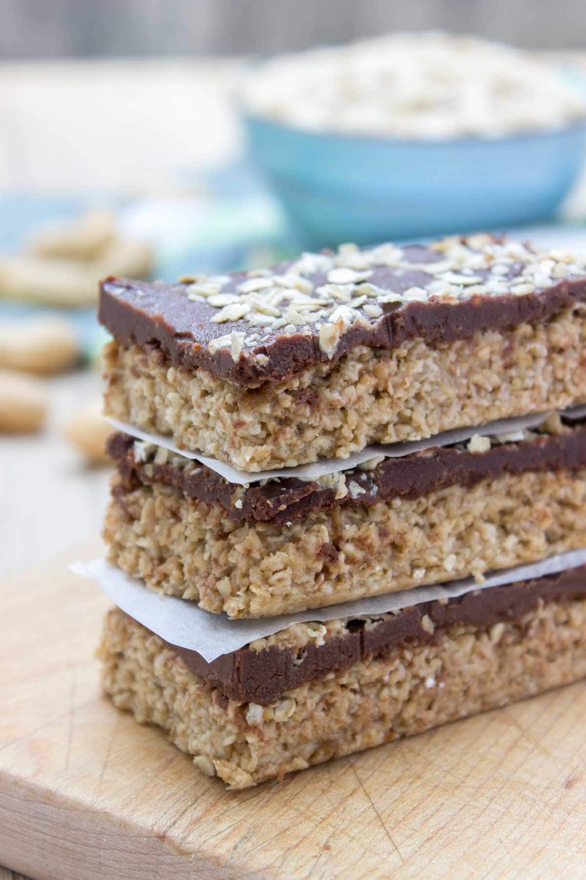 Protein-rich and delicious, No Bake Chocolate Peanut Butter Banana Oatmeal Bars made with all HEALTHY natural ingredients. These bars are vegan, refined sugar-free and gluten-free and packed with healthy dietary fibers. A perfect midday bite, or post workout snack. #vegan #glutenfree #sugarfree #dairyfree #healthy #oatmeal #oats #family #kidsfriendly #whole30 #weightloss #skinny #fit #workout #nobake #raw | natalieshealth.com 