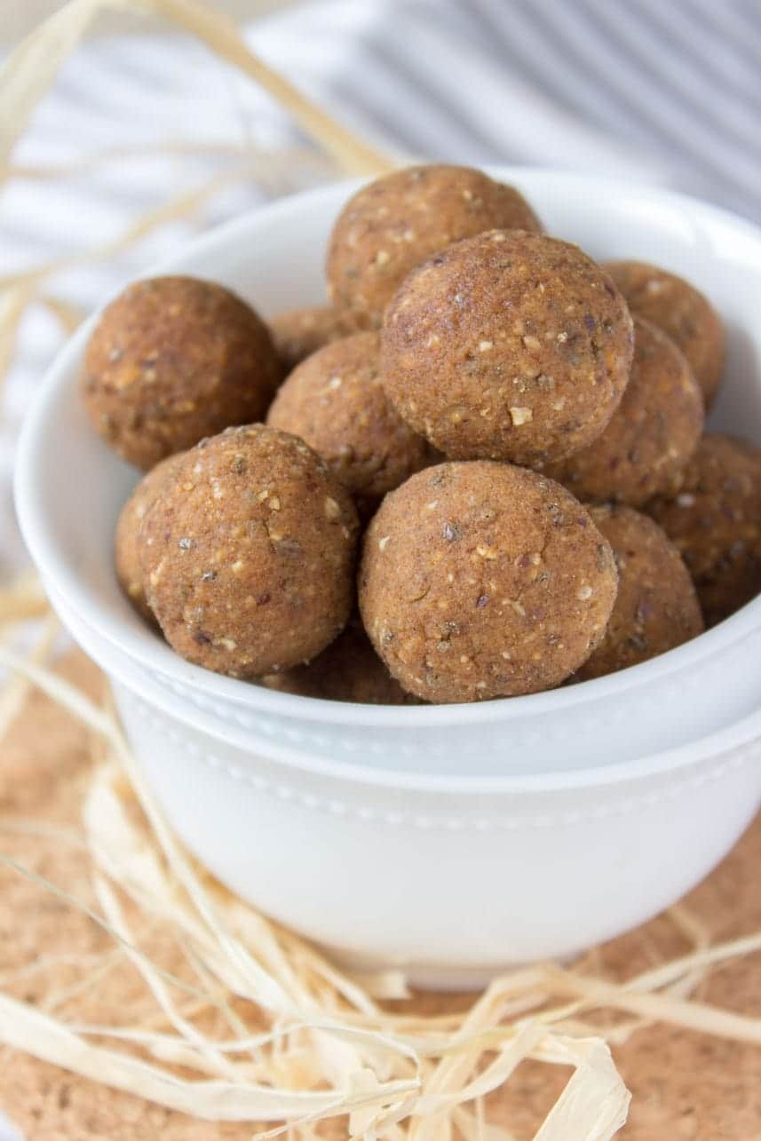 Pumpkin Pie Energy Balls are the perfect grab-and-go snack. These HEALTHY no-bake bites are nutritious, refined sugar-free, vegan, gluten-free.