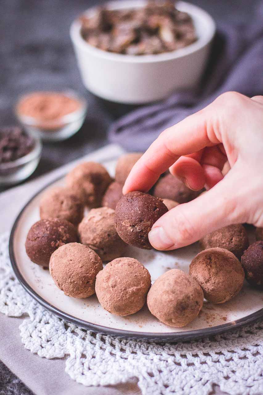 Chocolate No Bake Brownie Bites rolled in cacao powder