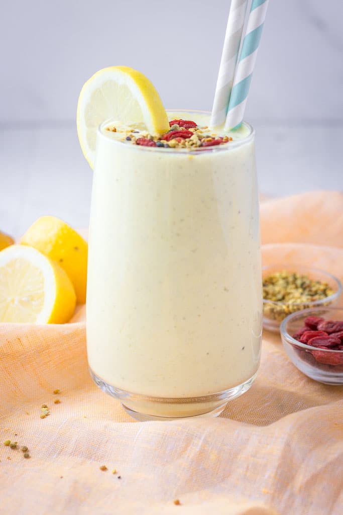 Lemon Yogurt Smoothie with turmeric and hemp seeds topped with goji berries