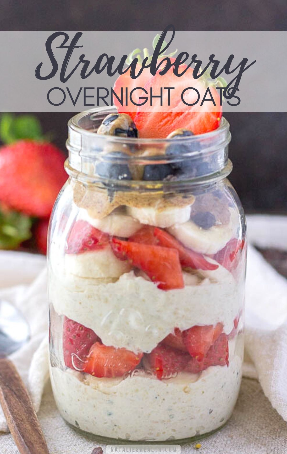 Strawberry Overnight Oats PIN image