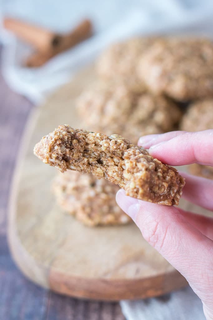 Easy oatmeal cookies made with oats and cinnamon