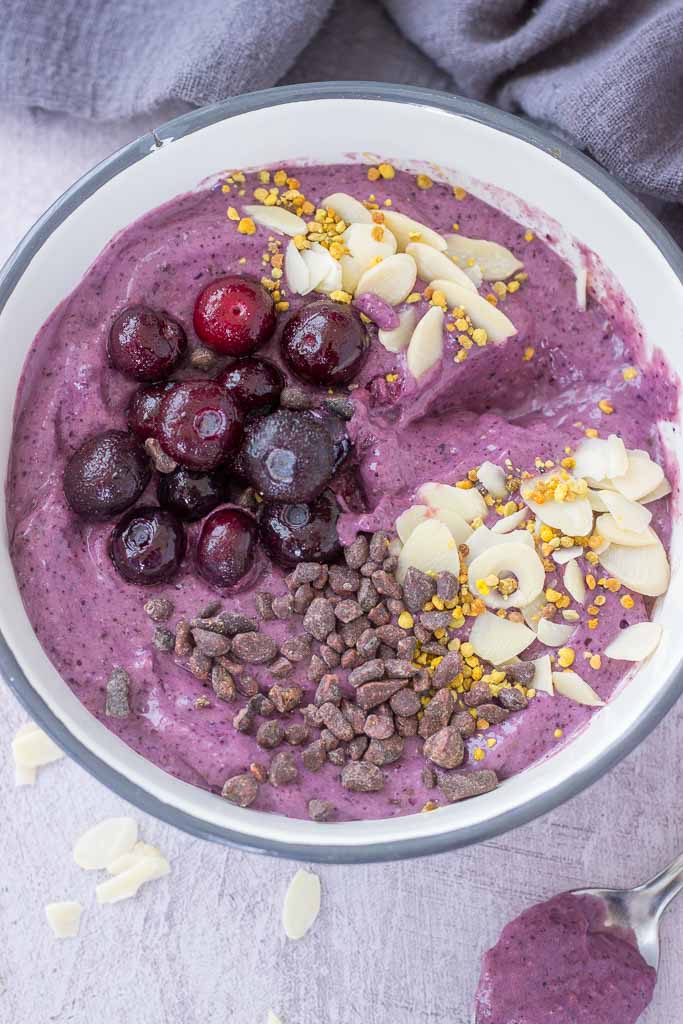 Healthy Blueberry Avocado Smoothie in a bowl