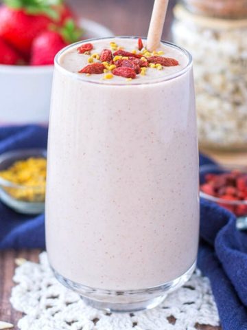 Strawberry Oatmeal Smoothie Featured Image